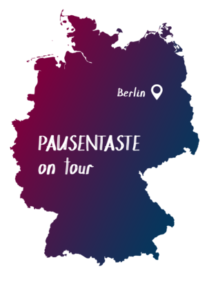 Deutschlandkarte mit Pin und Kennzeichnung in Berlin